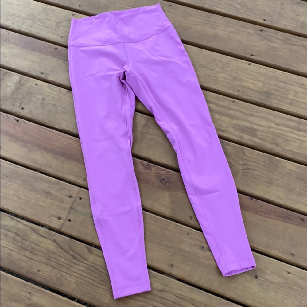 WORN 1x! Lululemon Wunder Under 28” Legging